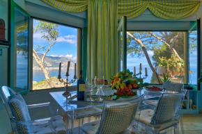 Отель  Luxury Apartment and Charm Sea View Isola Bella  Таормина